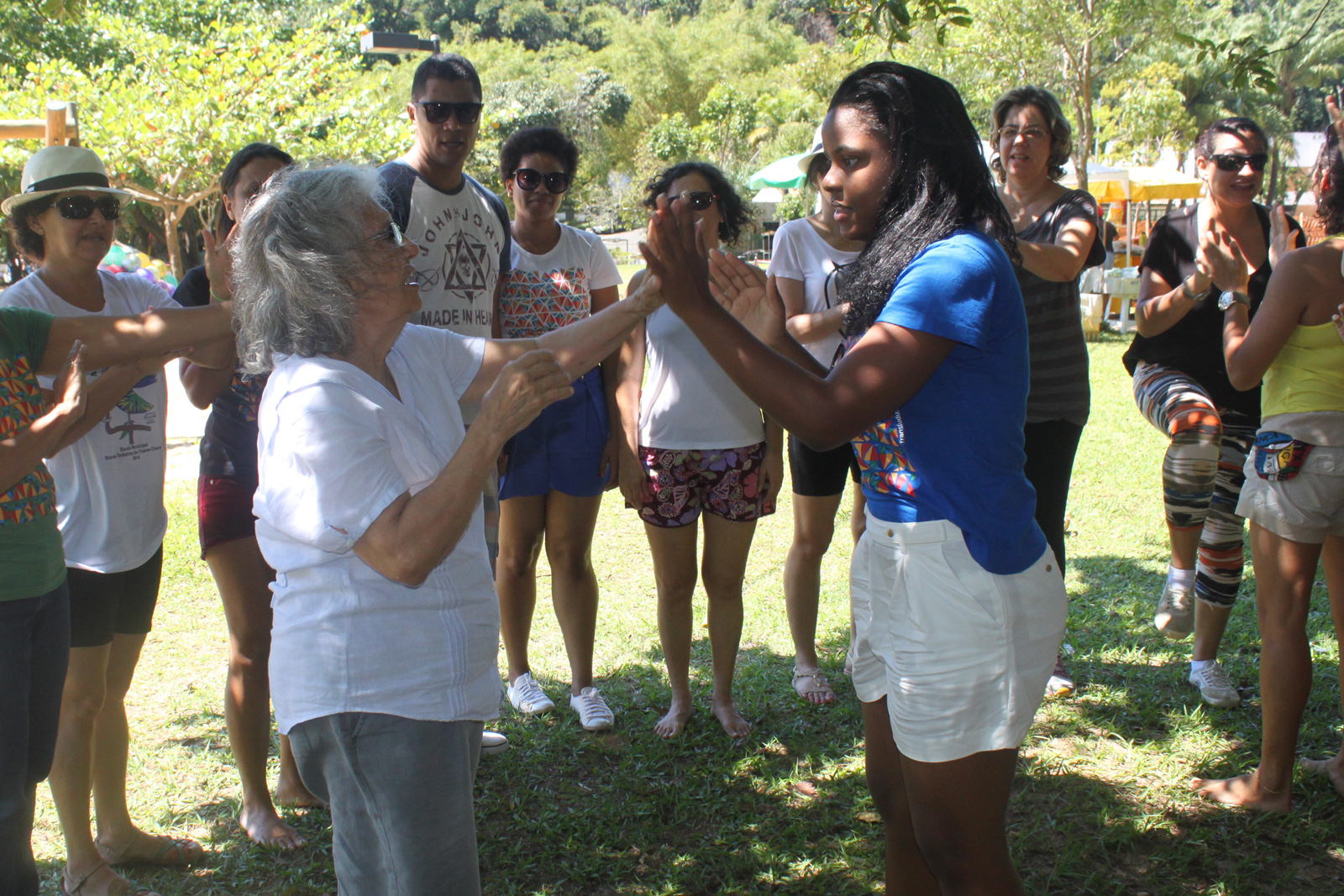 Professora Lydia Hortélio